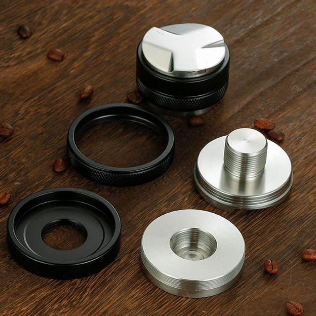 사용자 정의 도매 58 Mm 53 Mm 51 Mm 전문 바리 스타 에스프레소 액세서리 조정 가능한 듀얼 헤드 커피 분배기